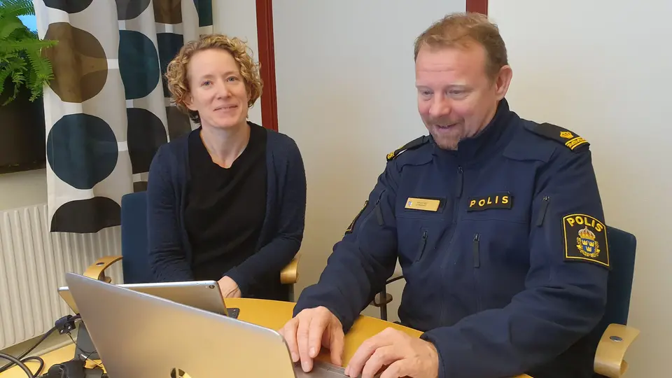 Kommunpolis Johan Hed och beredskaps- och säkerhetssamordnare Linda Björck-Jansson